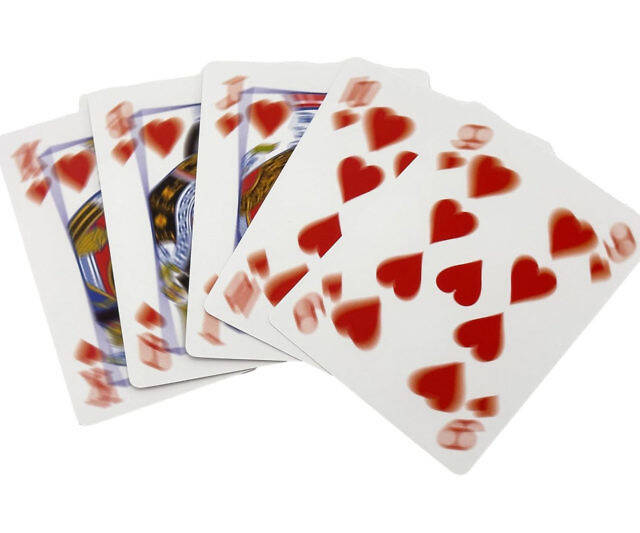 Blurry Playing Cards - //coolthings.us