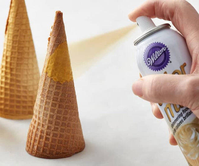 Edible Food Color Spray Paint - //coolthings.us