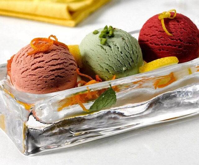 Nude Ice Cube Ice Cream Cup - //coolthings.us