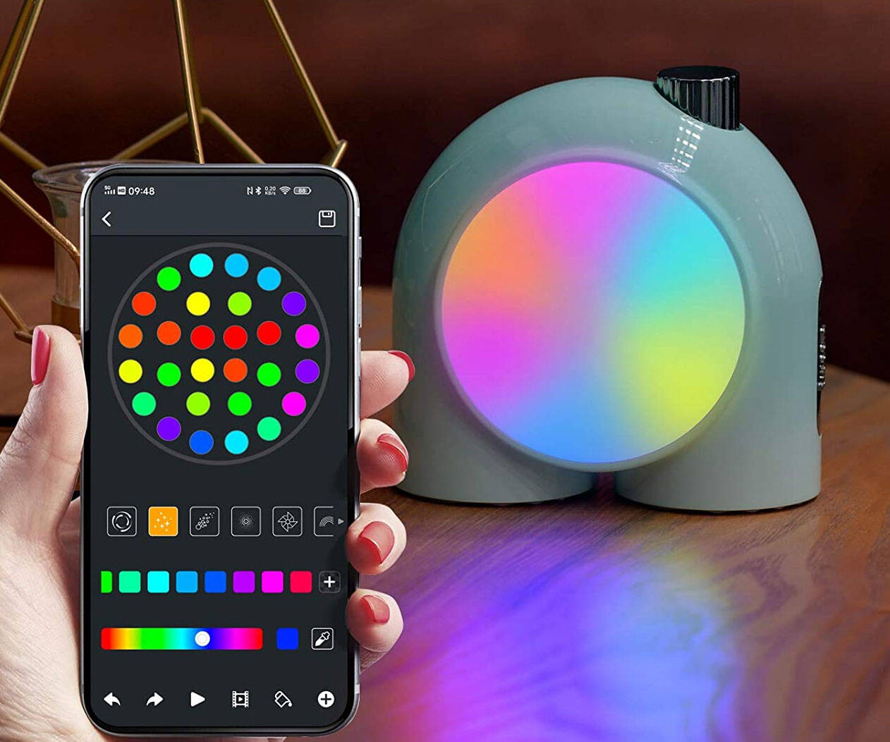 Planet-9 Smart Mood Lamp - //coolthings.us