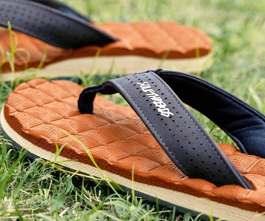 Solethreads Recliner Flip-Flops