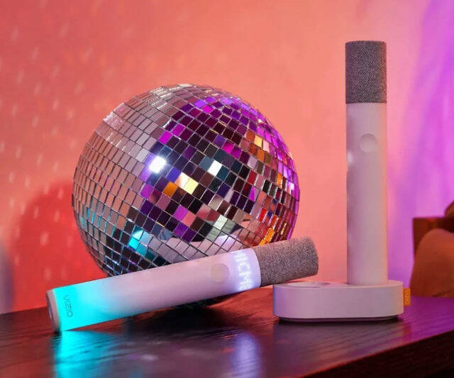 Vizio MicMe Karoake Microphone - //coolthings.us