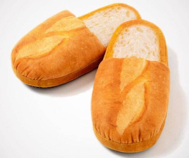 Bread Slippers - //coolthings.us