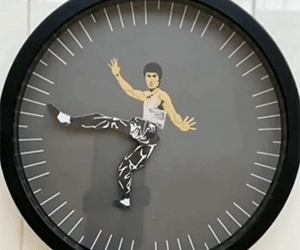 Bruce Lee Wall Clock - //coolthings.us