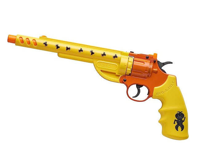 Bug Killing Revolver - //coolthings.us