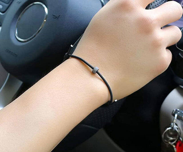 Car Window Breaker Bracelet - //coolthings.us