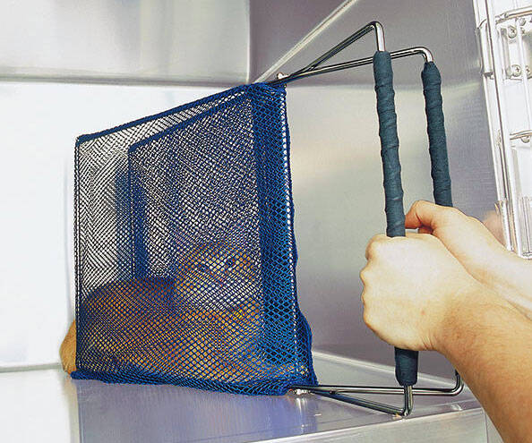 EZ-Nabbler Cat Catcher