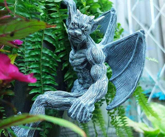 Gargoyle Fence Topper