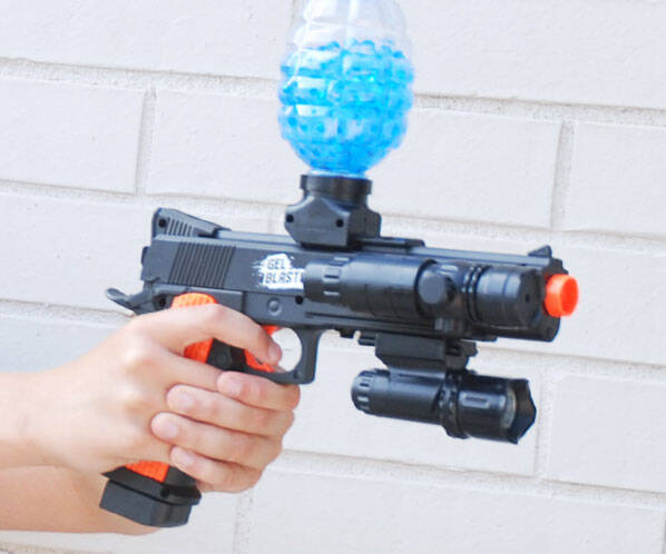 Gel Blaster Gun - //coolthings.us