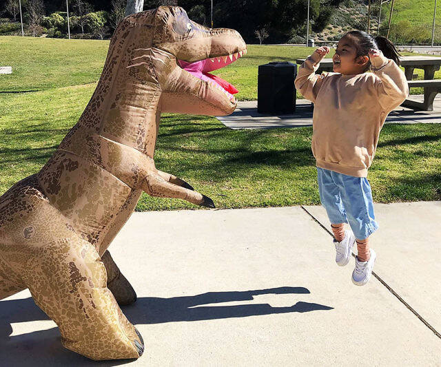 Giant Inflatable R/C T-Rex - //coolthings.us