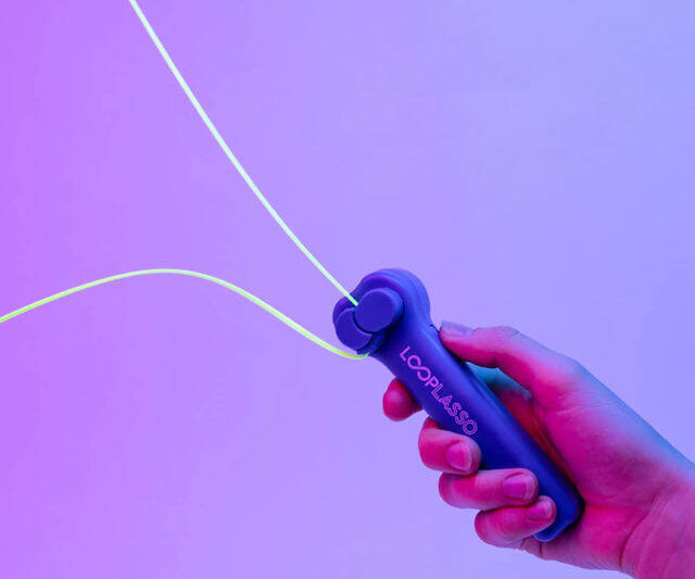 Glow-In-The-Dark String Shooter - //coolthings.us