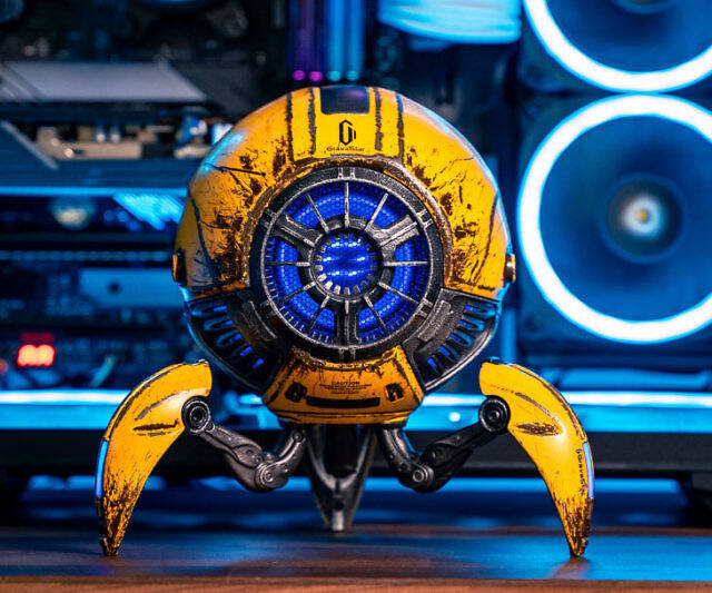 GravaStar Mars Sci-Fi Speakers - //coolthings.us