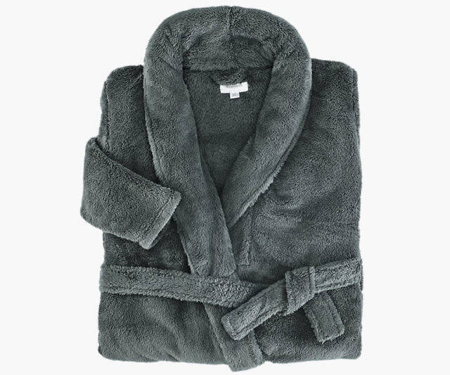 Gravity Weighted Robe