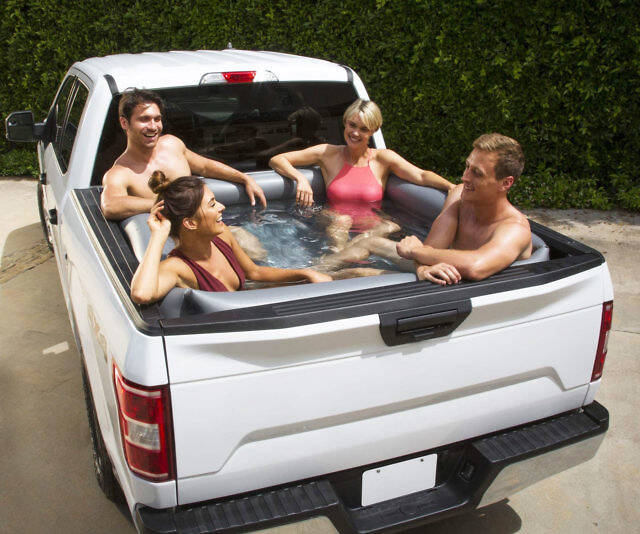Inflatable Truck Bed Pool - //coolthings.us