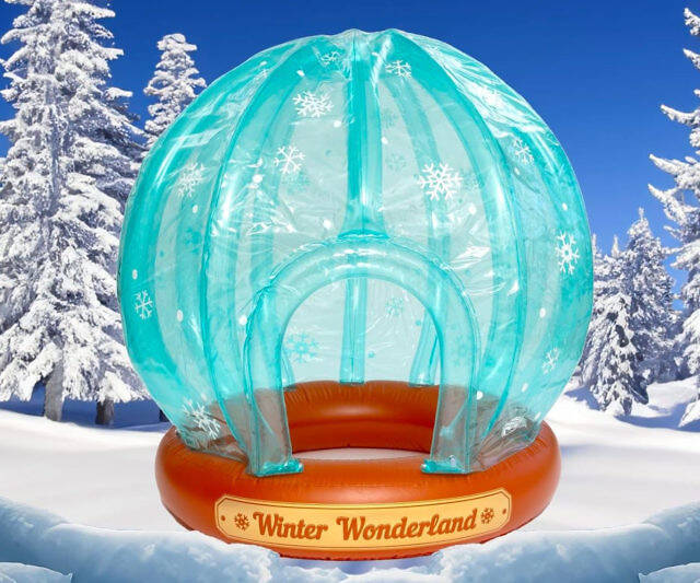 Inflatable Snow Globe Fort - //coolthings.us