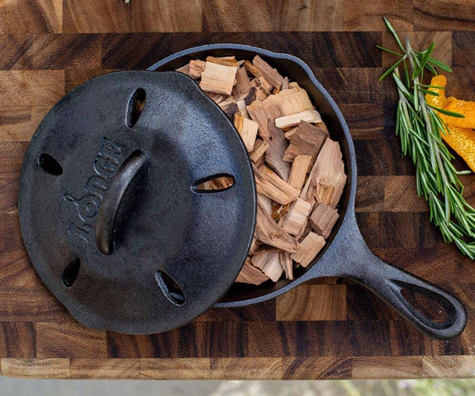 Lodge Cast Iron Smoker Skillet - //coolthings.us