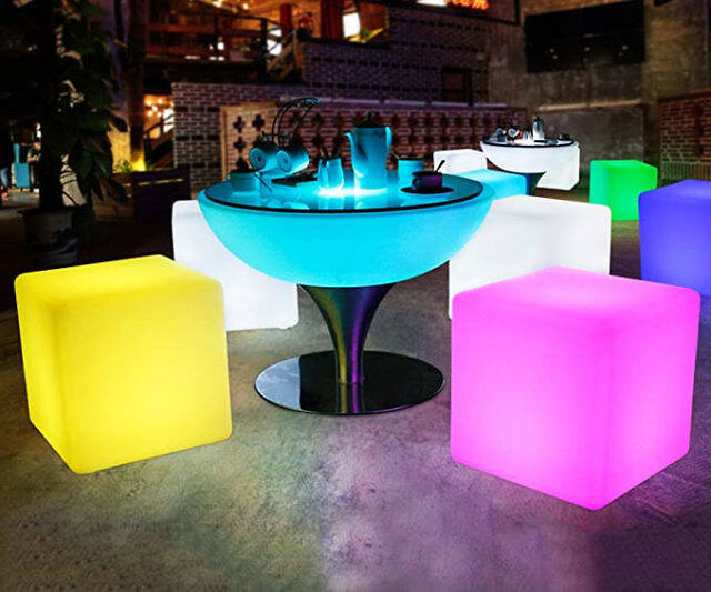 LED Cube Chair - //coolthings.us