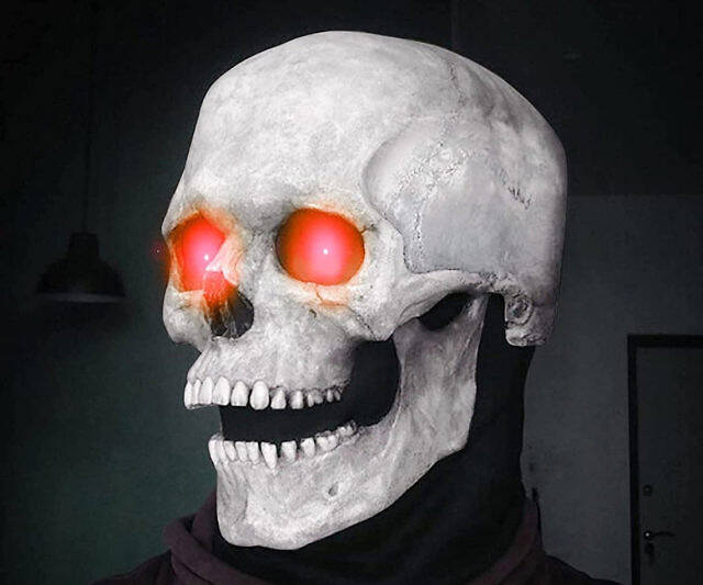 Light Up Eyes Skull Mask - //coolthings.us