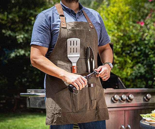The Grill Master's BBQ Apron - //coolthings.us