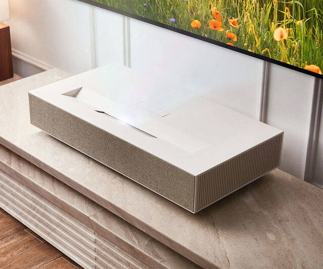 LG CineBeam Ultra-Short Throw Projector - //coolthings.us
