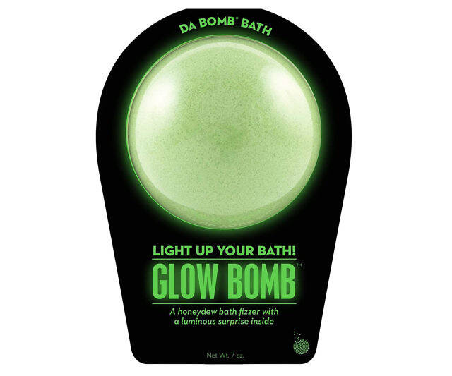 Luminous Green Bath Bomb - //coolthings.us