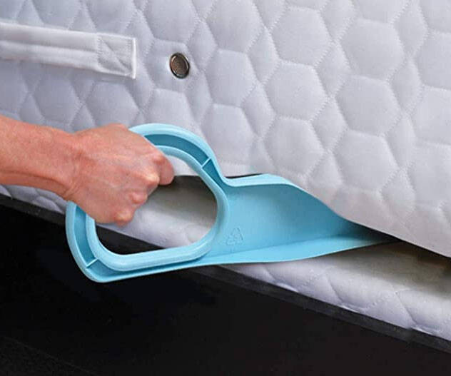 Mattress Lifting Tool - //coolthings.us