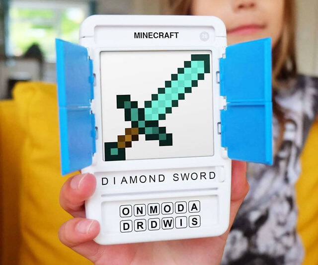 Minecraft Card Guessing Game - //coolthings.us