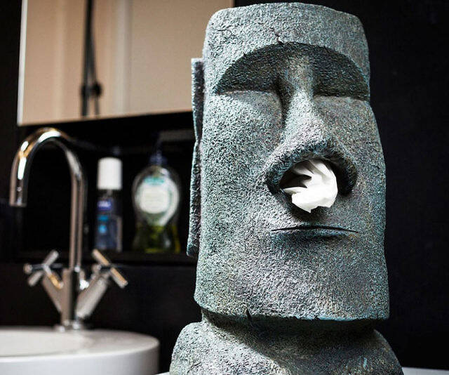 Moai Tissue Holder - //coolthings.us