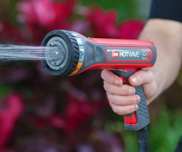 HotWave Heated Hose Nozzle Sprayer - //coolthings.us