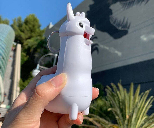 Pepper Spray Spitting Llama Keychain - //coolthings.us