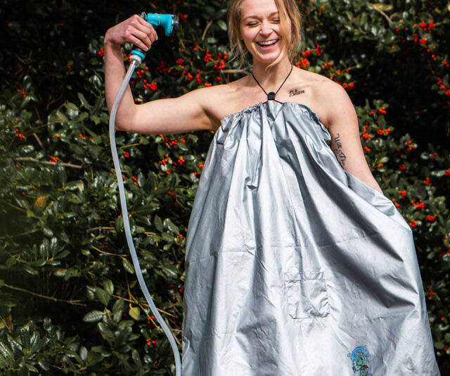 Shower Toga Portable Public Shower - //coolthings.us