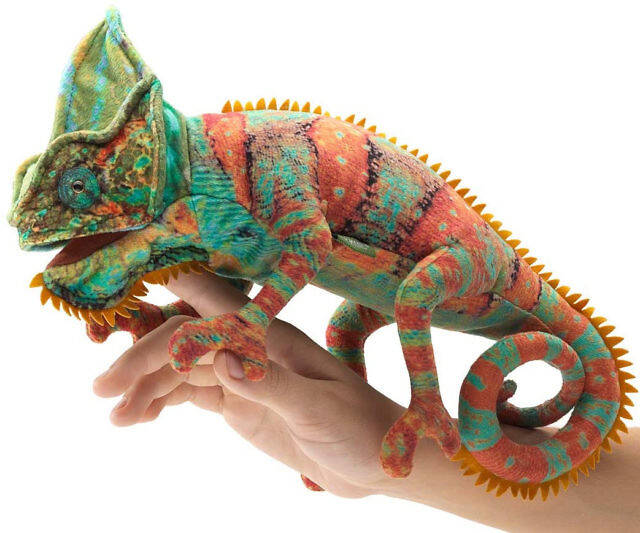 Small Chameleon Plushie - //coolthings.us