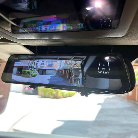 Smart Rear-View Mirror - //coolthings.us