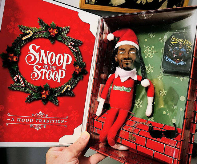 Snoop On The Stoop Christmas Doll