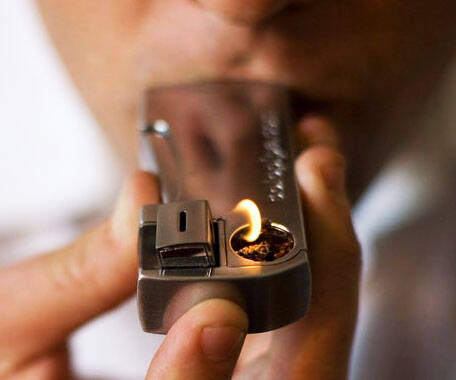 Solopipe Self-Igniting Pipe