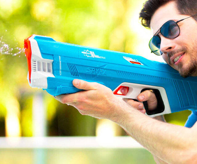 SpyraThree Water Bullet Water Gun - //coolthings.us