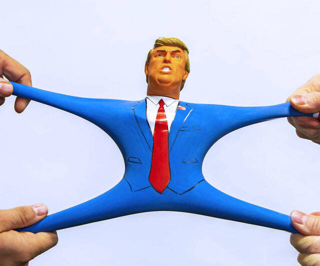 Stretch The Truth Trump - //coolthings.us