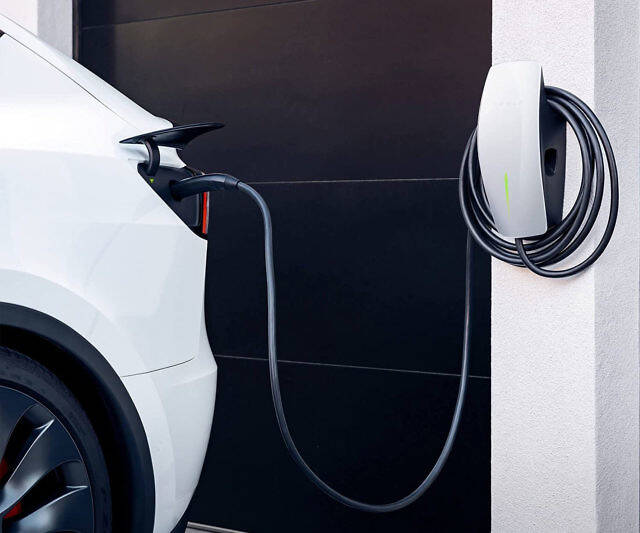 Tesla Wall Connector - //coolthings.us