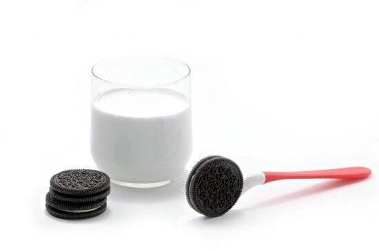 The Dipr -- Oreo Cookie Dipper - //coolthings.us