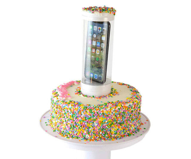 The Popping Cake Stand