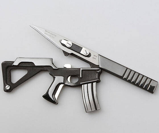 Folding Scalpel Blade Multi-Tool